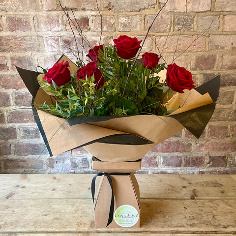 Six Red Rose Eco box